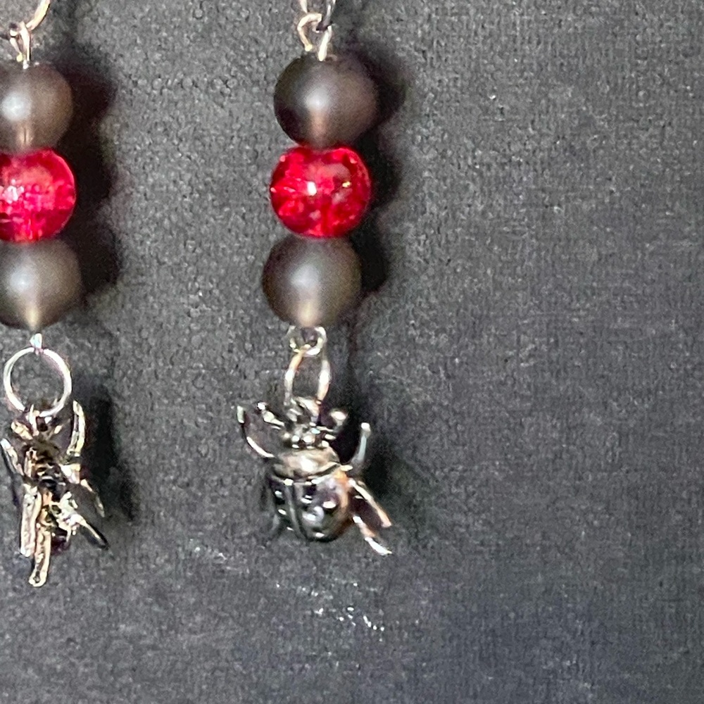 Ladybug dangle earrings - Picture 4 of 4